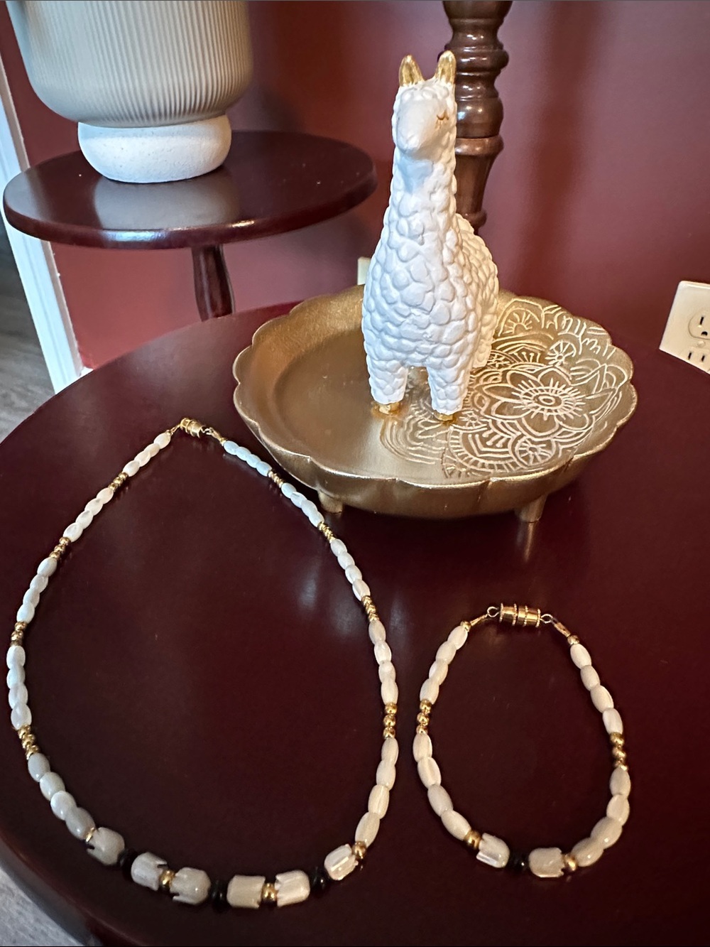 White Shell Necklace & Bracelet Set, Gold Accents comes with Llama Jewelry Tray